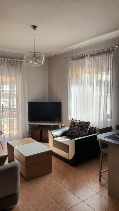 Theos Apartment Alexandroupolis Exteriör bild